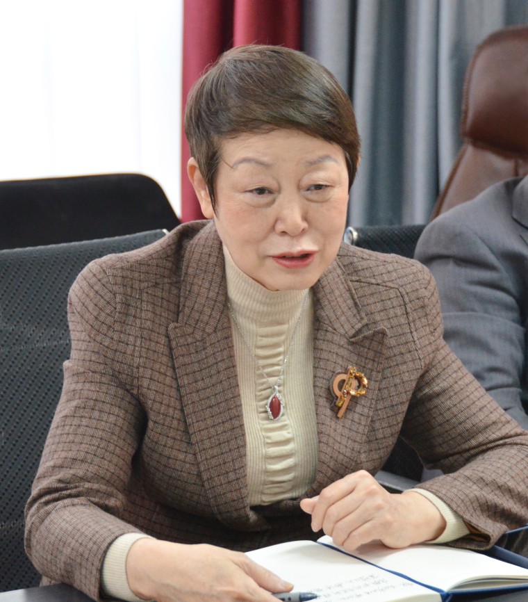 中國涂料工業(yè)協(xié)會名譽會長孫蓮英